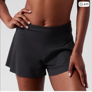 Athleta - Makani Swim Short // Black